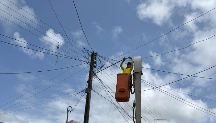 Programa Ilumina Glória alcança mais de 900 luminárias de LED instaladas na cidade